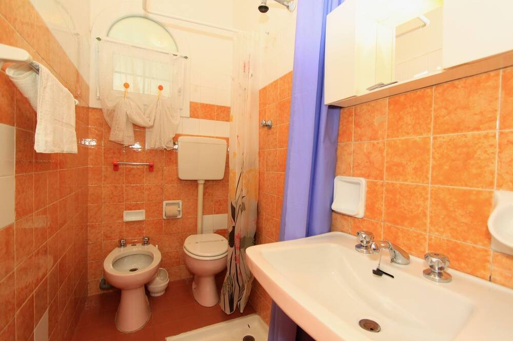 Photo of Bathroom in Lido di Pomposa