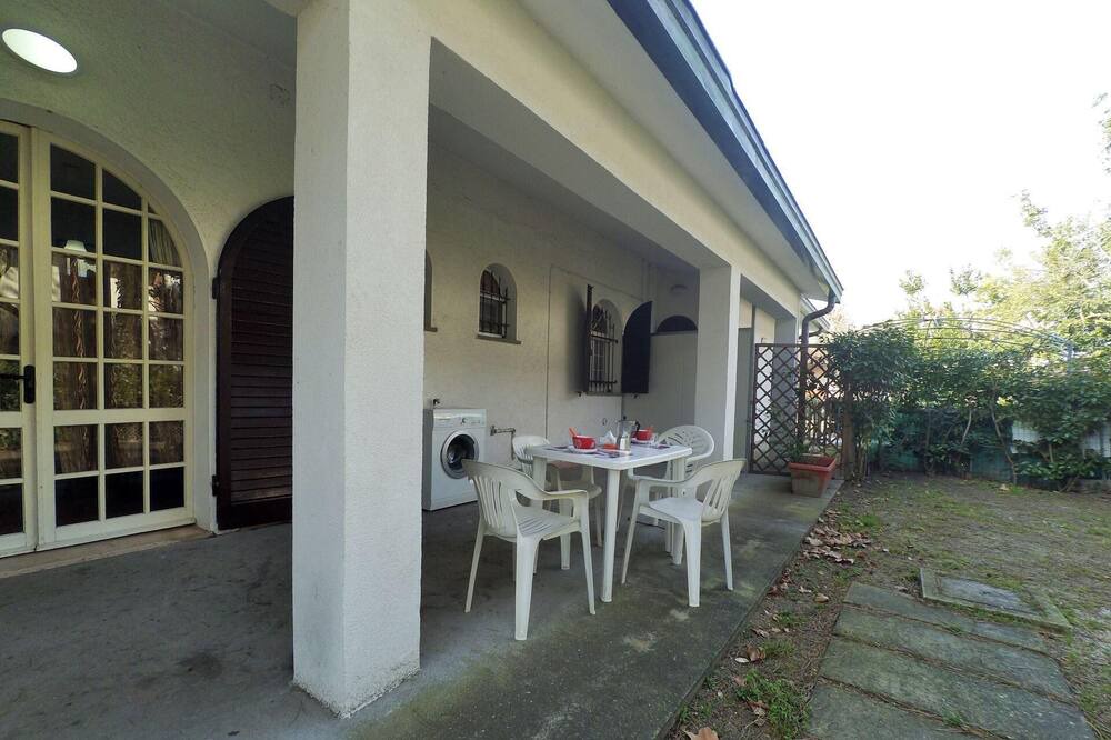 Photo of Patio Balcony in Lido di Pomposa