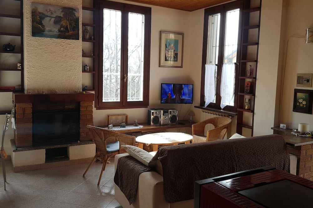 Photo of Livingroom in Cavagnano