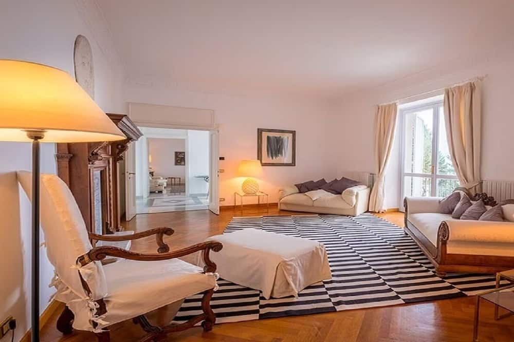 Photo of Bedroom in Meina