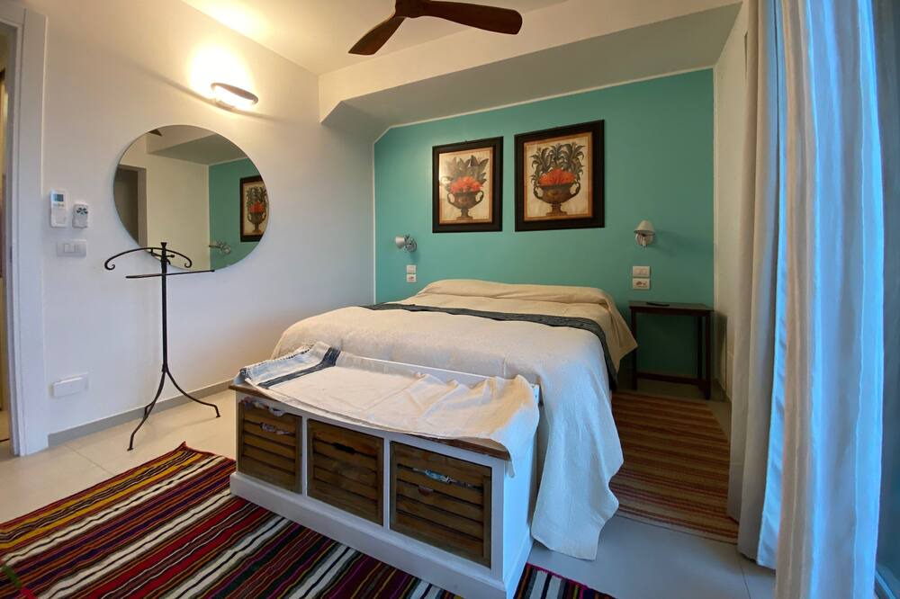 Photo of Bedroom in Scilla