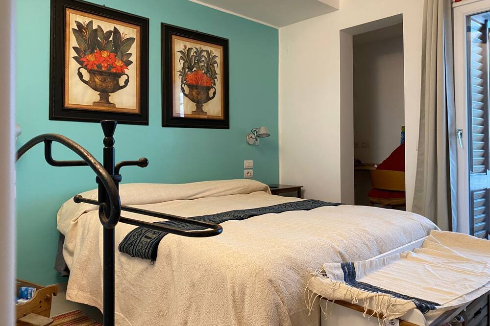 Photo of Bedroom in Scilla