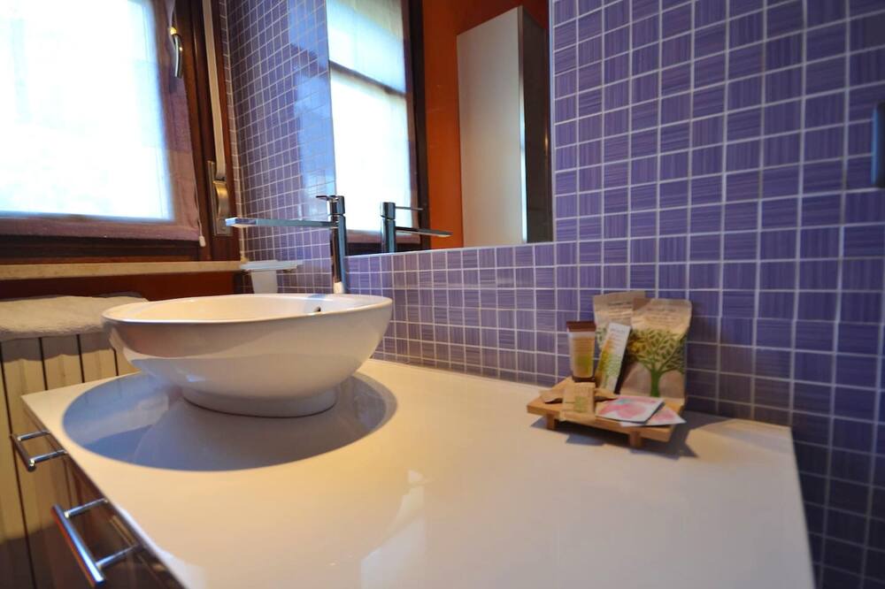 Photo of Bathroom in Vercelli