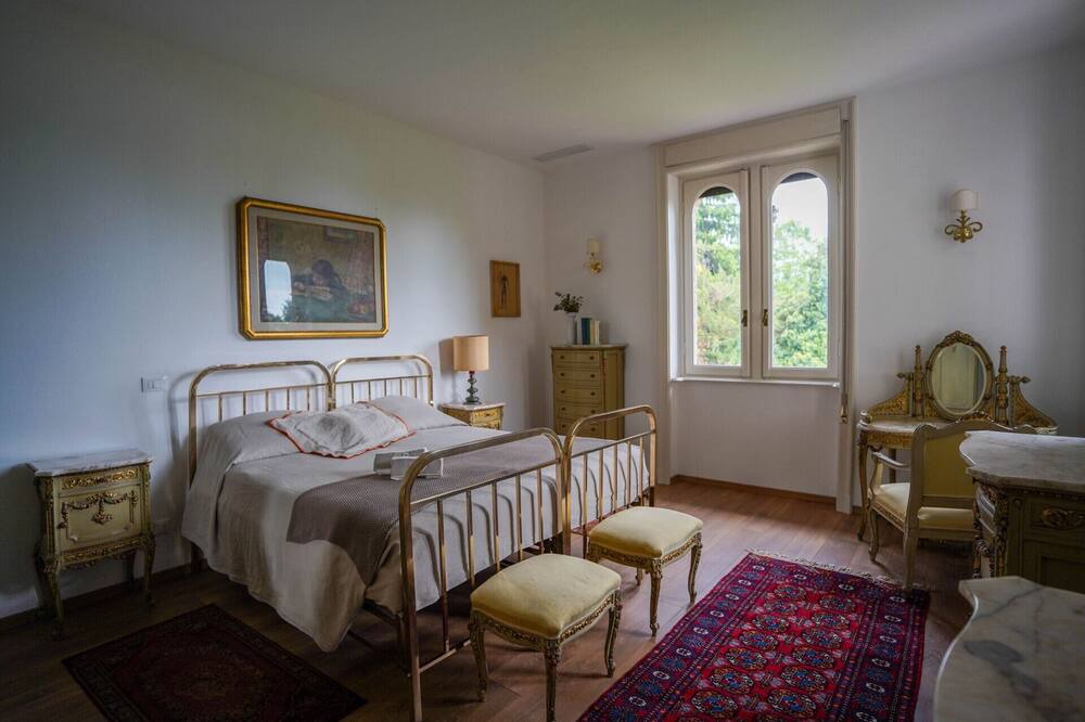 Photo of Bedroom in Monate