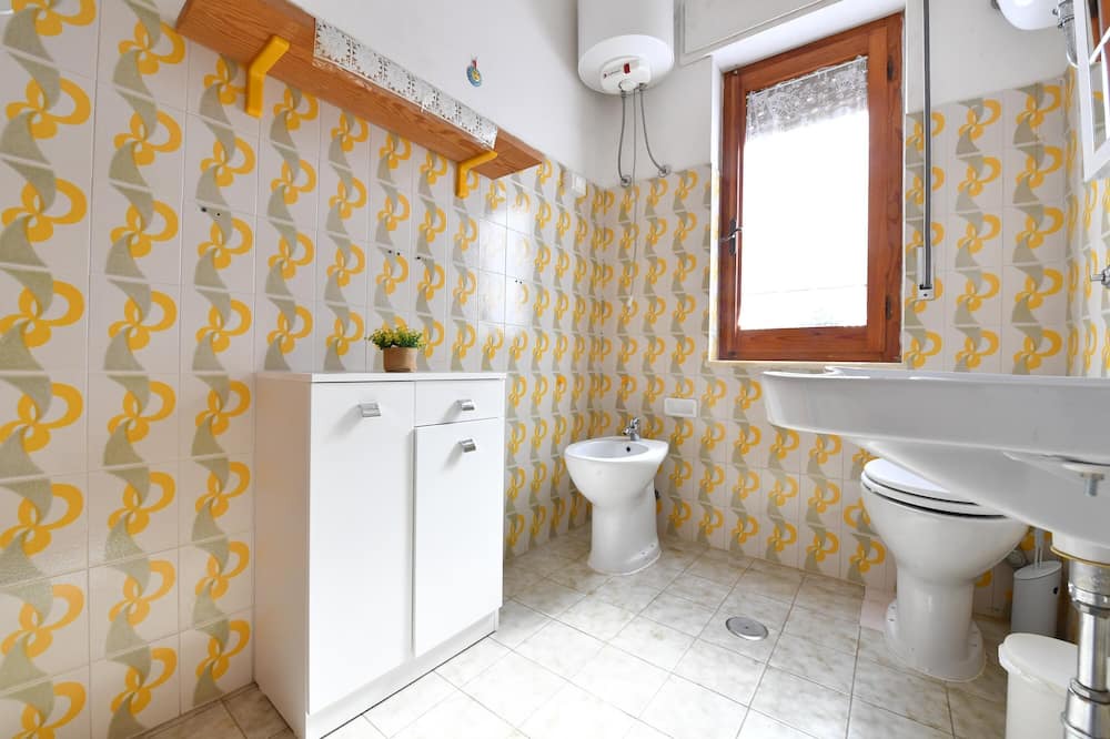Photo of Bathroom in S'Archittu