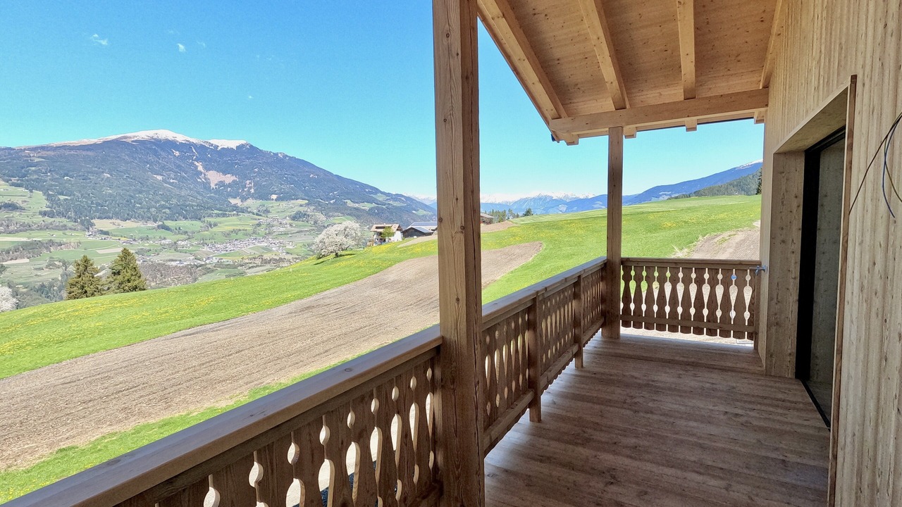 Photo of Patio Balcony in Gudon