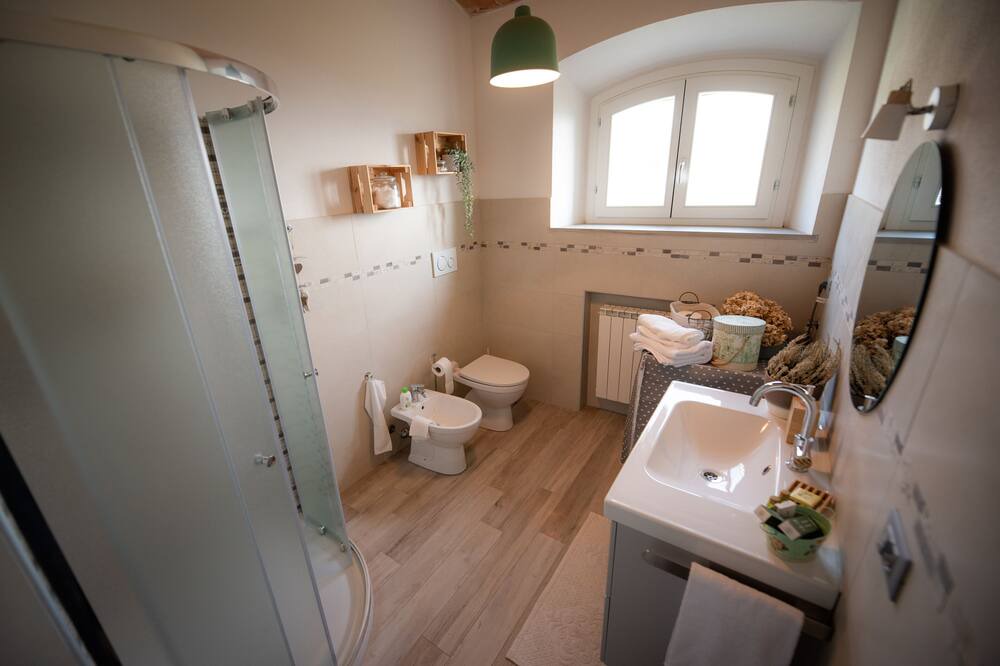 Photo of Bathroom in Carpineti