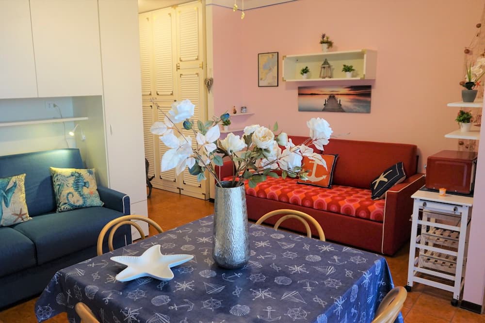 Photo of Livingroom in Aprilia Marittima