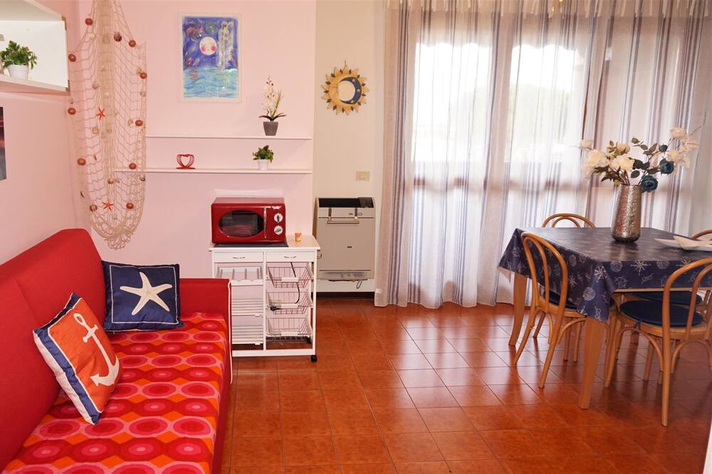 Photo of Livingroom in Aprilia Marittima
