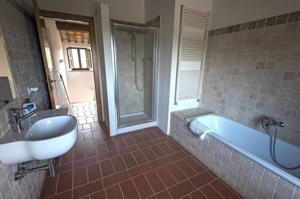Photo of Bathroom in Santa Maria d'Alto Cielo