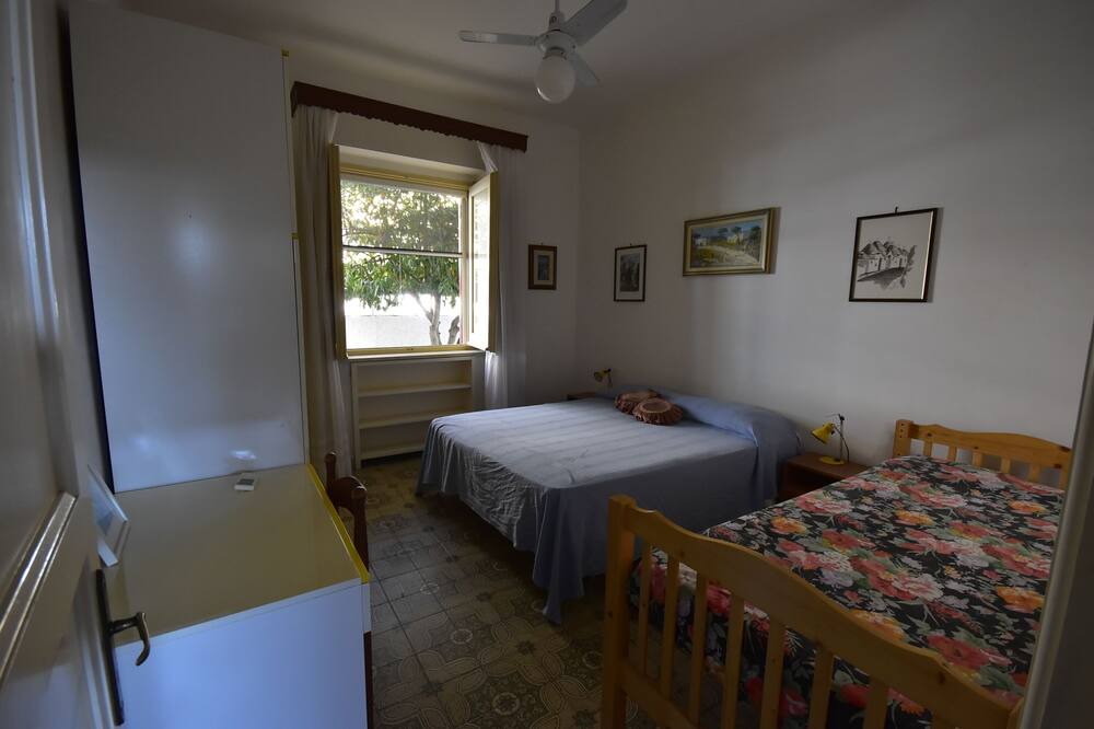 Photo of Bedroom in Torre Santa Sabina