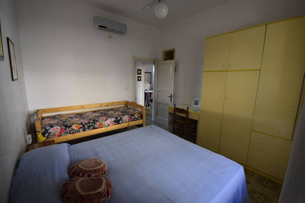 Photo of Bedroom in Torre Santa Sabina