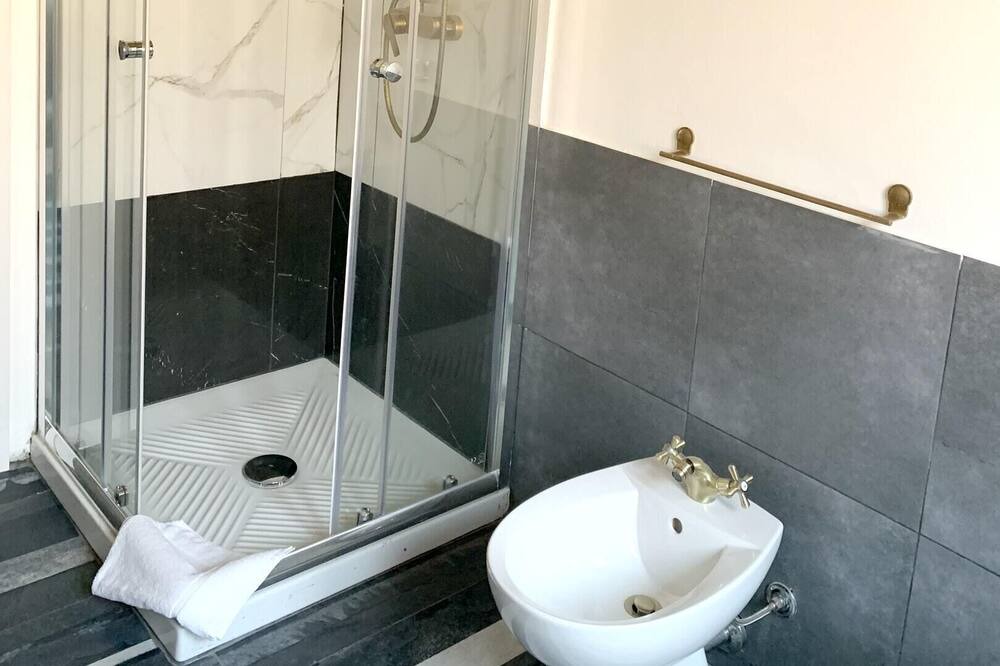 Photo of Bathroom in Marina District