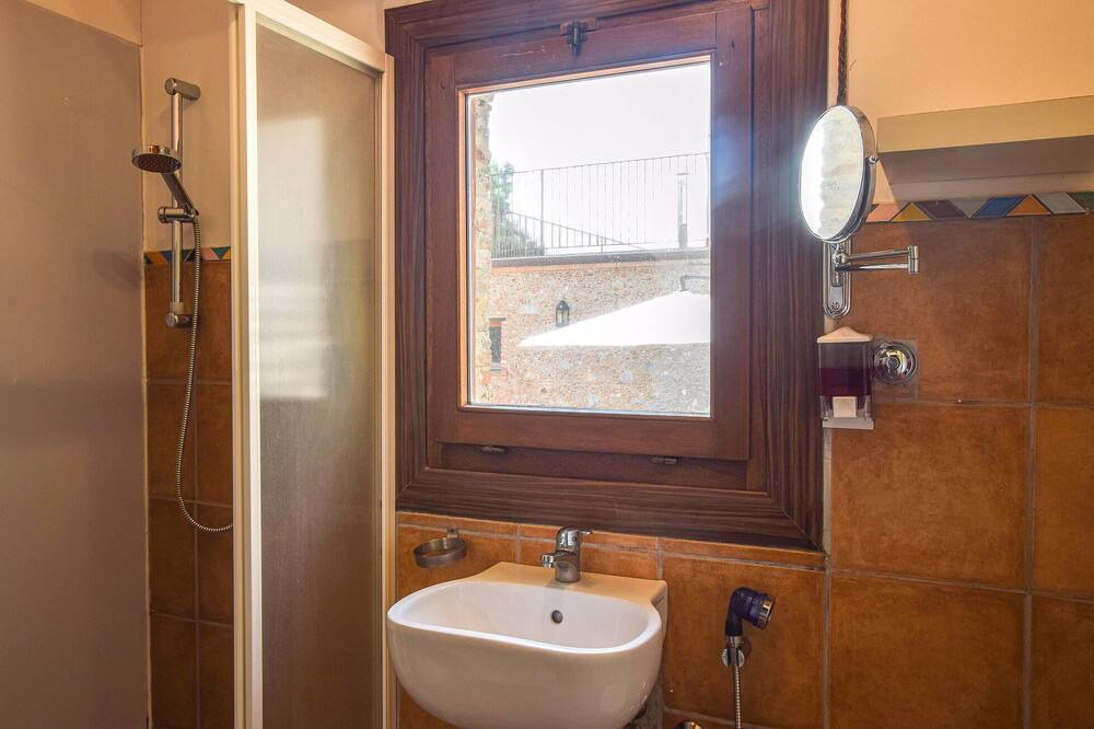 Photo of Bathroom in Gizzeria