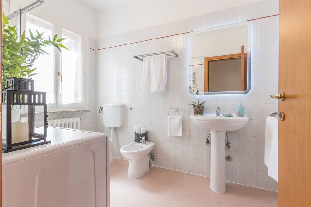 Photo of Bathroom in Codigoro