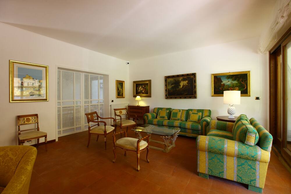 Photo of Livingroom in Fregenae