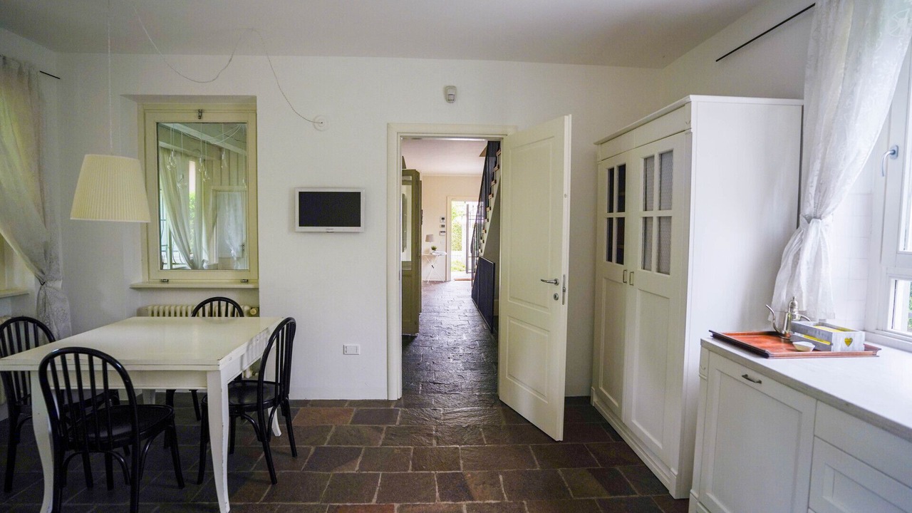 Photo of Kitchen in Monate