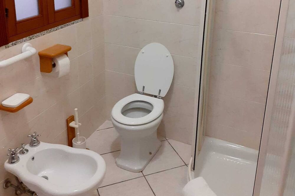 Photo of Bathroom in Selargius