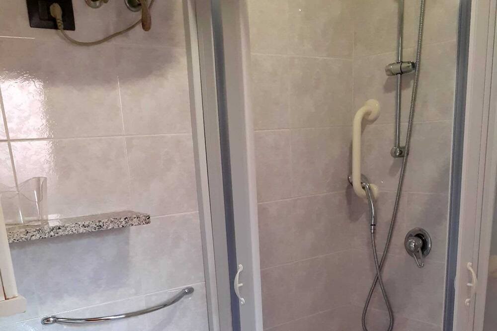 Photo of Bathroom in Selargius