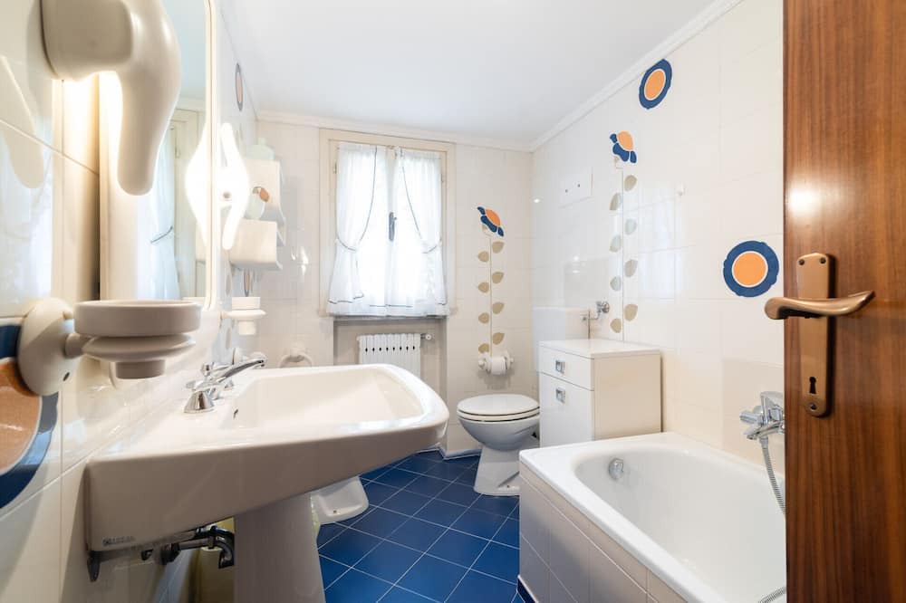 Photo of Bathroom in Teolo