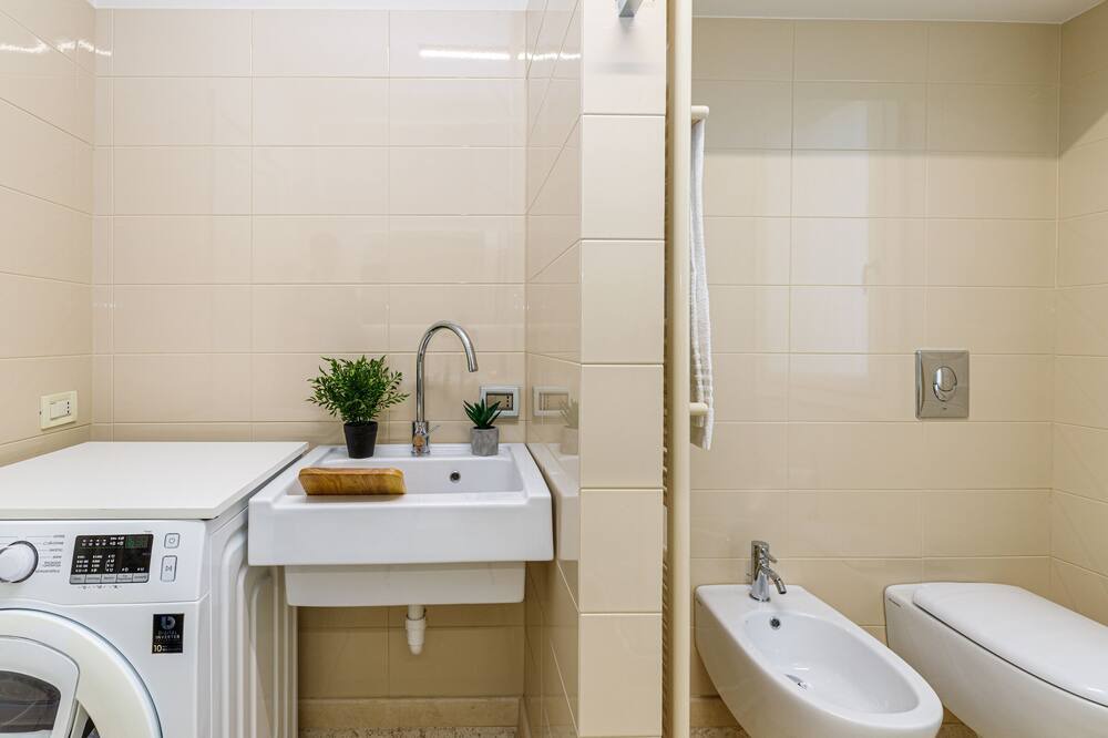 Photo of Bathroom in Comabbio