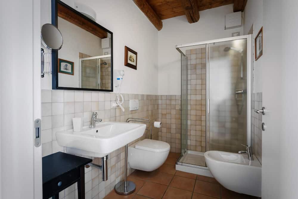 Photo of Bathroom in Soave