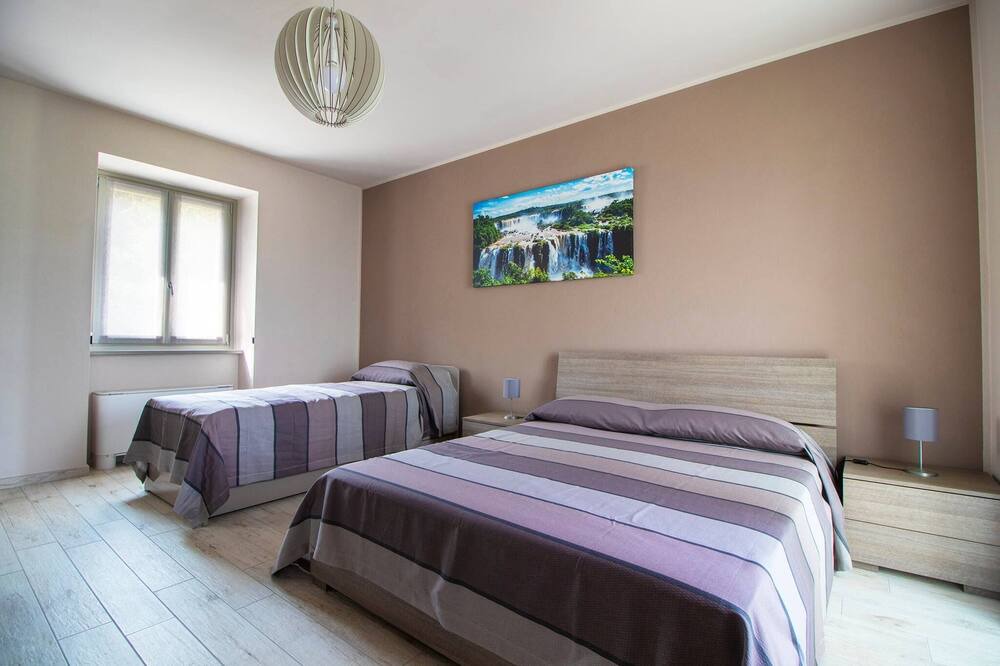Photo of Bedroom in Santo Stefano Belbo