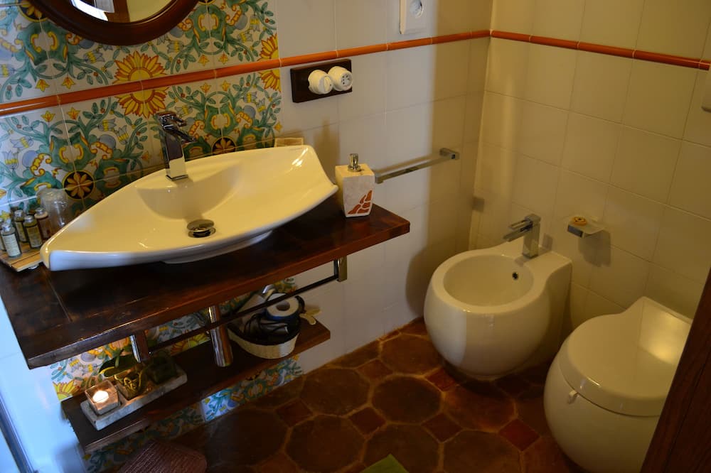 Photo of Bathroom in Barisciano