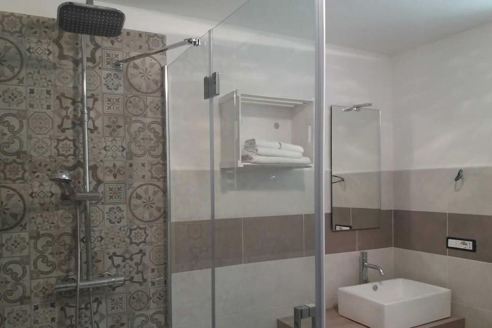 Photo of Bathroom in Santo Stefano Belbo