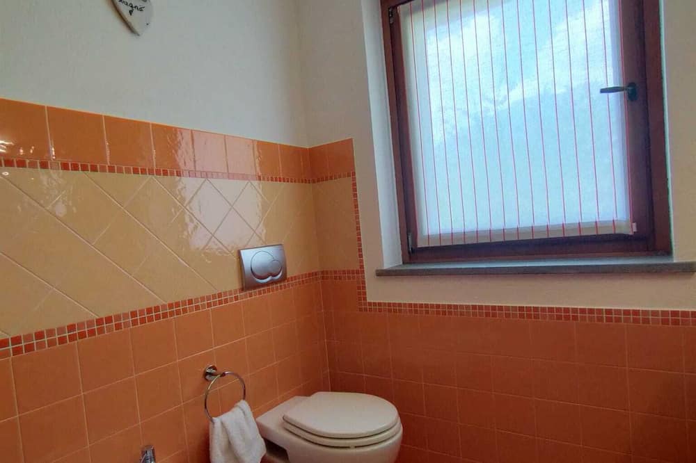Photo of Bathroom in Pila