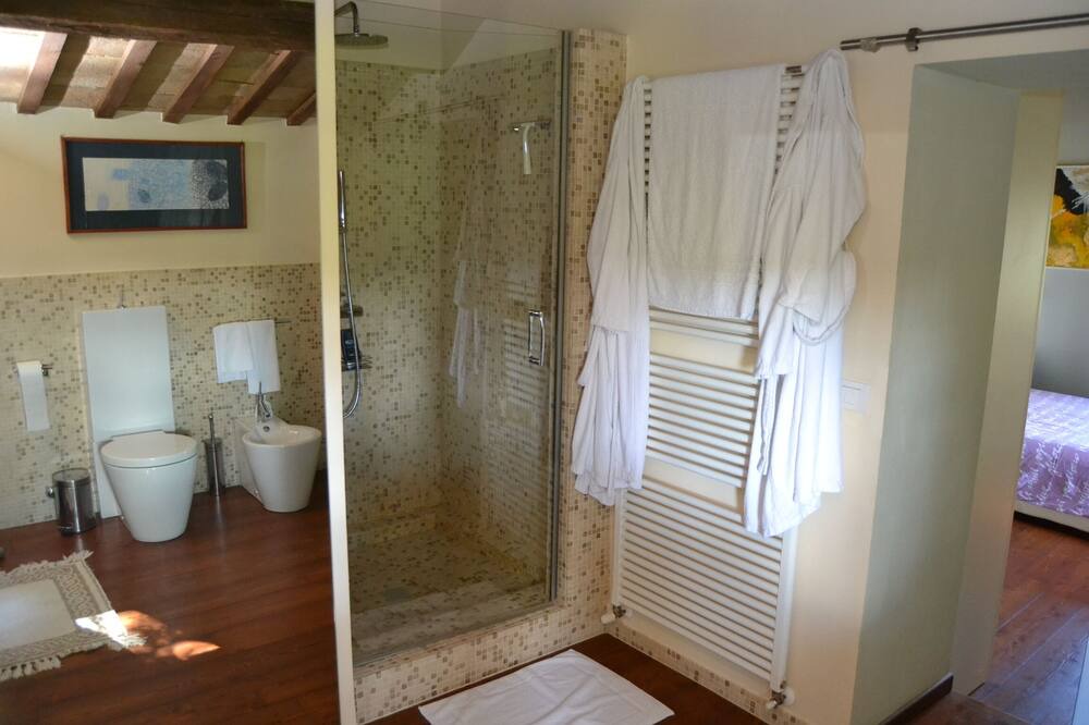 Photo of Bathroom in Pergola