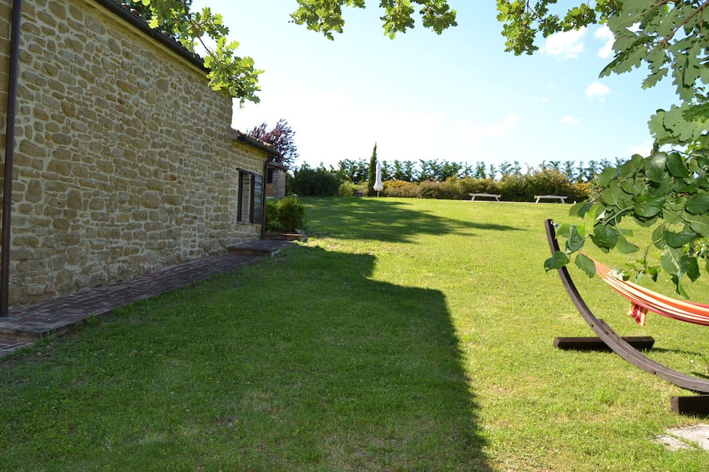 Photo of Outdoor in Pergola