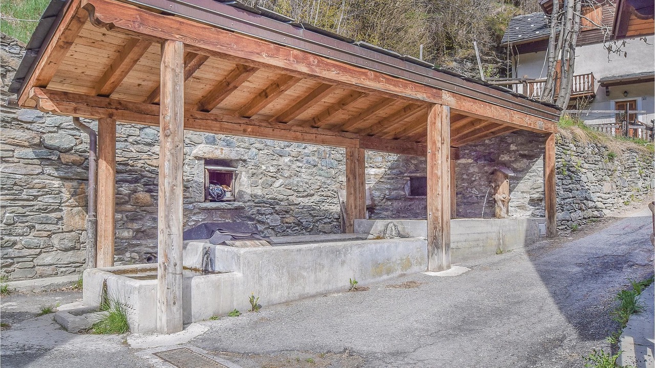 Photo of Outdoor in Vollon