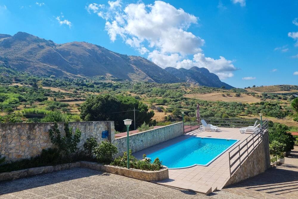 Photo of Outdoor in Caccamo