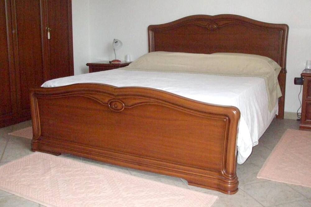 Photo of Bedroom in Nughedu Santa Vittoria
