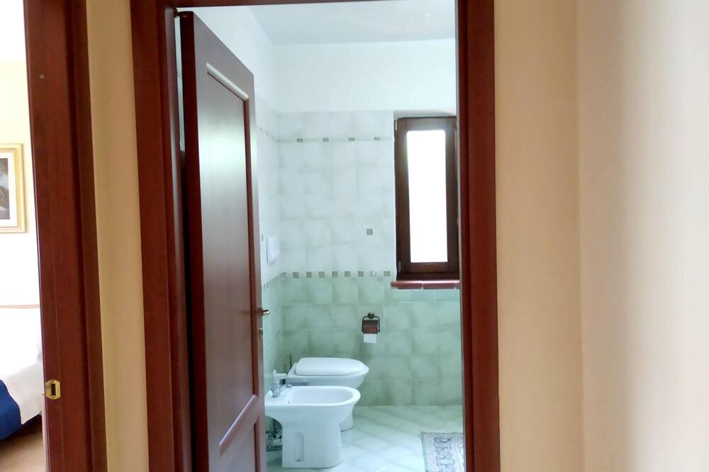 Photo of Bathroom in Eboli