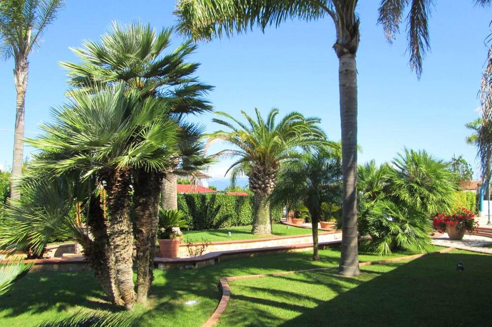 Photo of Outdoor in Eboli