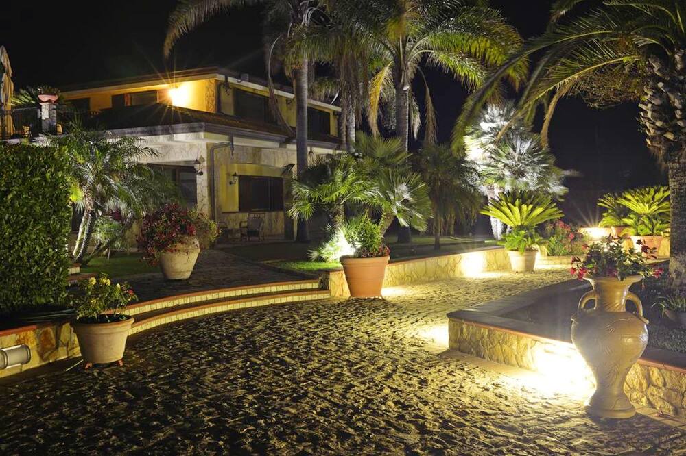 Photo of Outdoor in Eboli