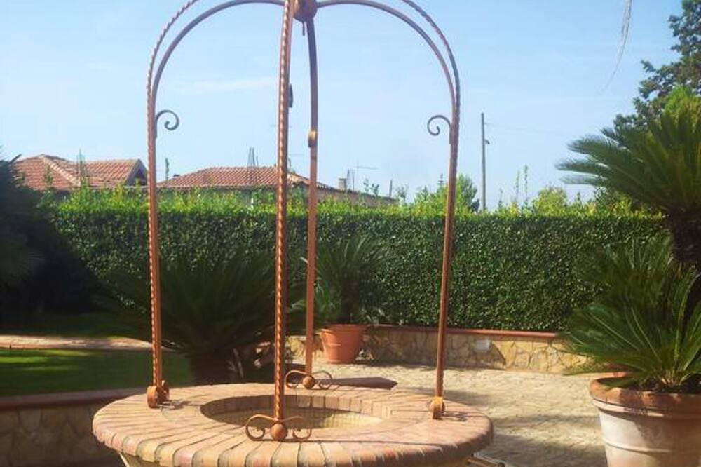 Photo of Outdoor in Eboli