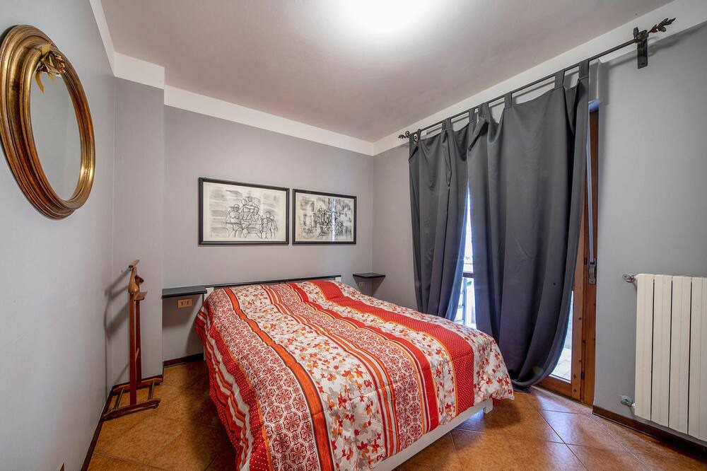 Photo of Bedroom in Grottammare