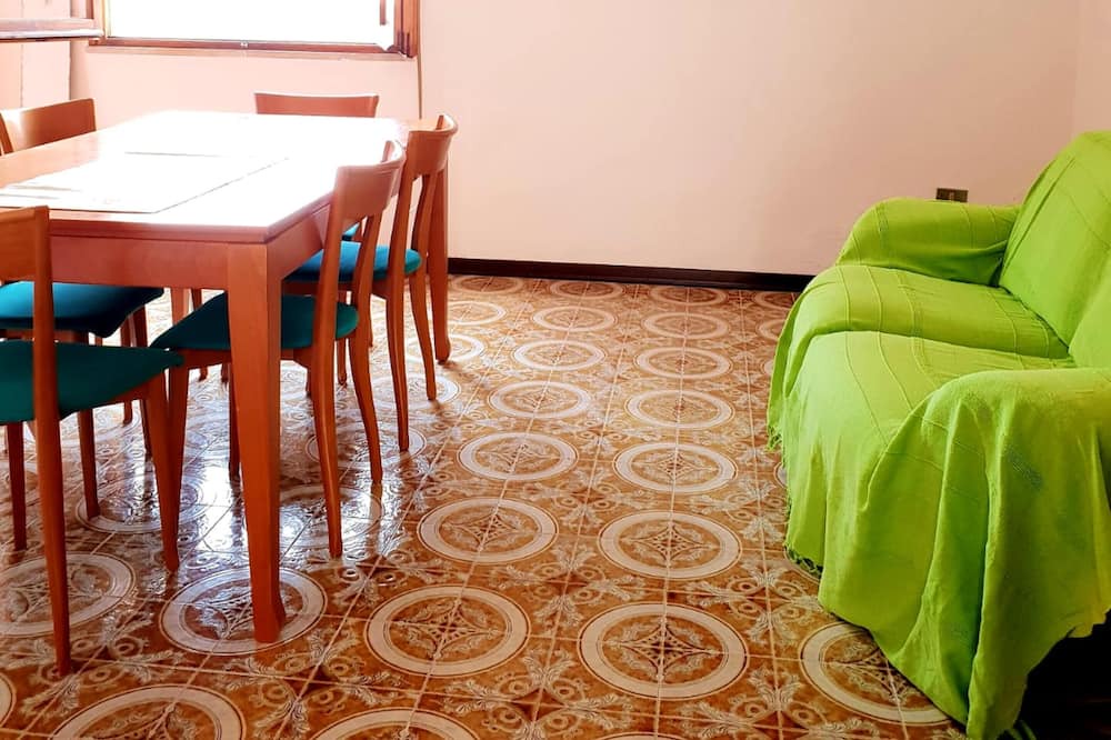 Photo of Livingroom in Solarussa
