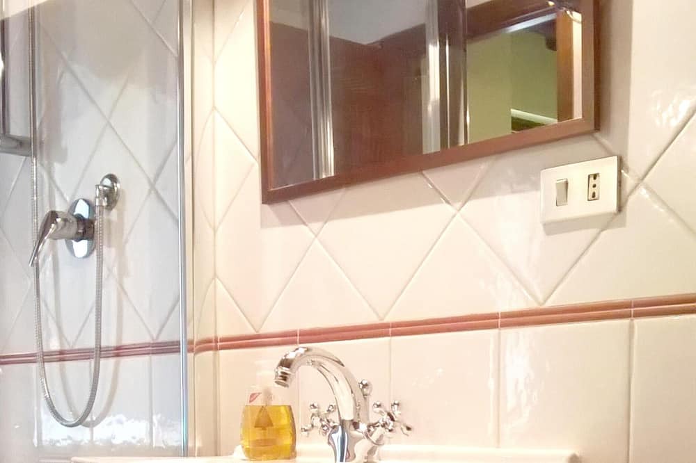 Photo of Bathroom in Nebbiuno