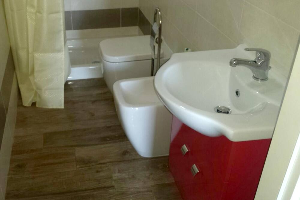 Photo of Bathroom in Crotone