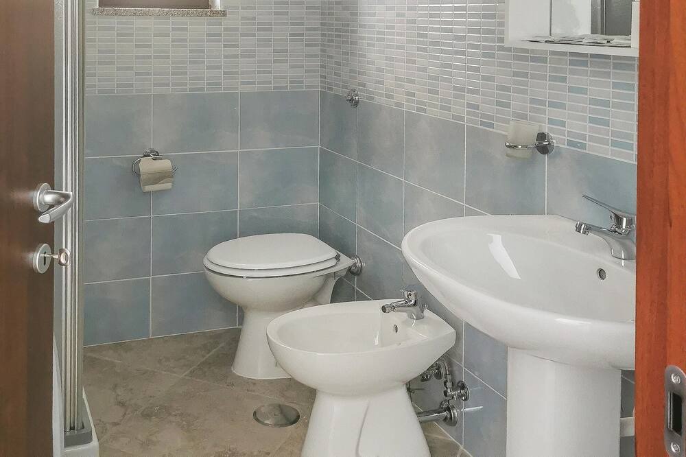 Photo of Bathroom in Policastro Bussentino