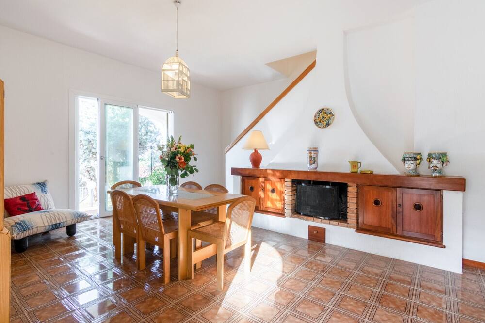 Photo of Livingroom in Cucco-Riviere