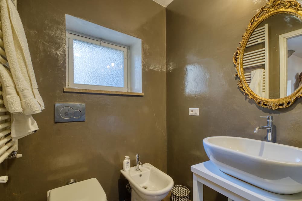 Photo of Bathroom in Monastero Bormida