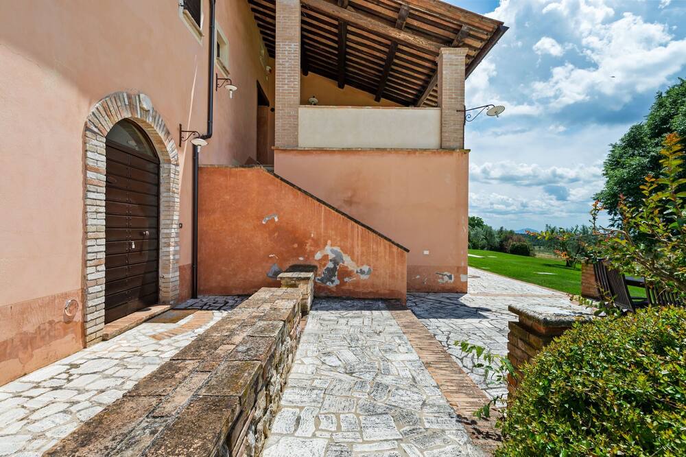Photo of Outdoor in Montoro