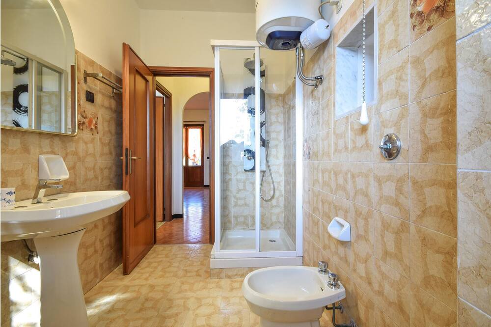 Photo of Bathroom in Vescina