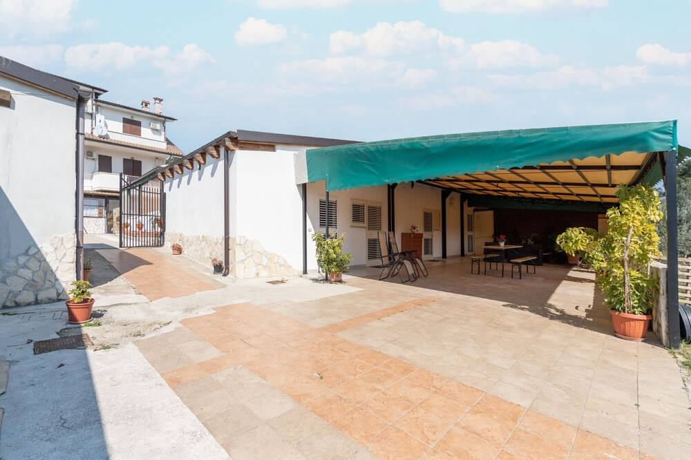 Photo of Patio Balcony in Priverno