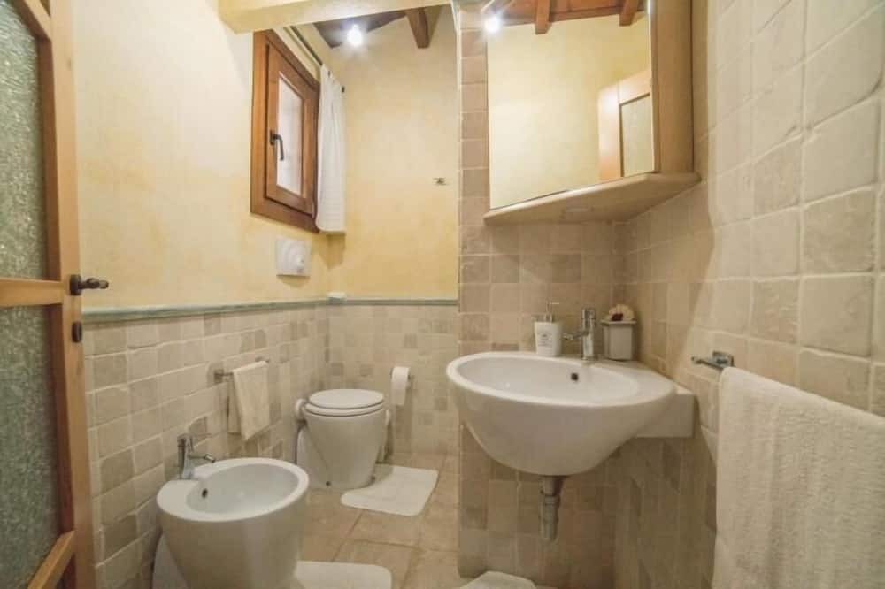 Photo of Bathroom in Solanas